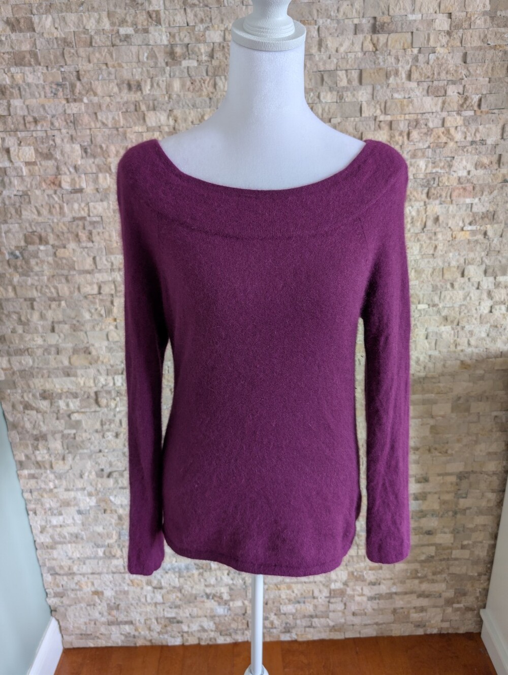 Angora Wool Blend Boatneck Long Sleeve Women's Sweater Sz L Purple Preppy